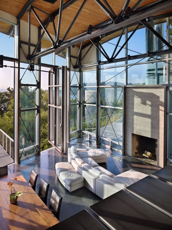 Imposing design in concrete and glass: West Seattle Residence