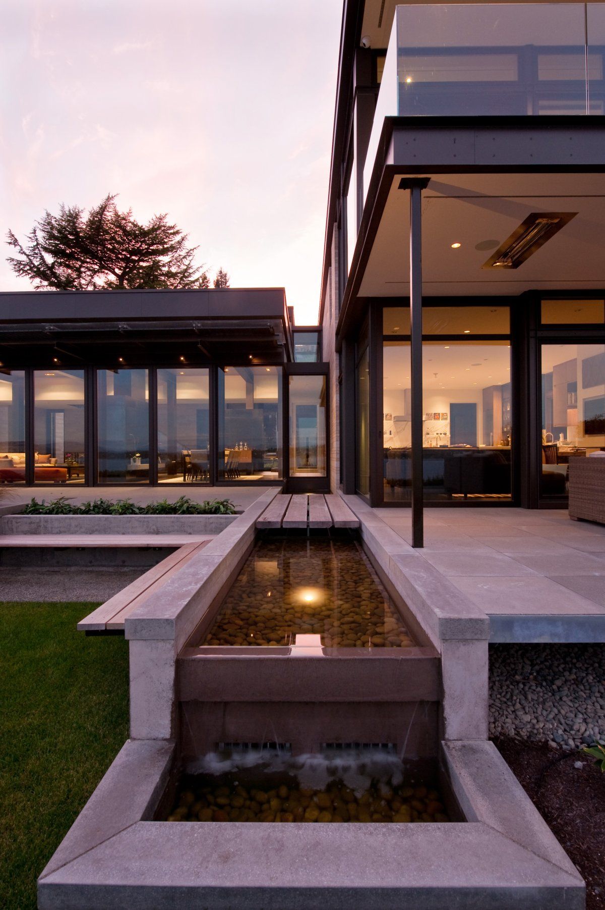 Tenuous Washington Park Hilltop Residence by Stuart Silk Architects - MyFancyHouse.com