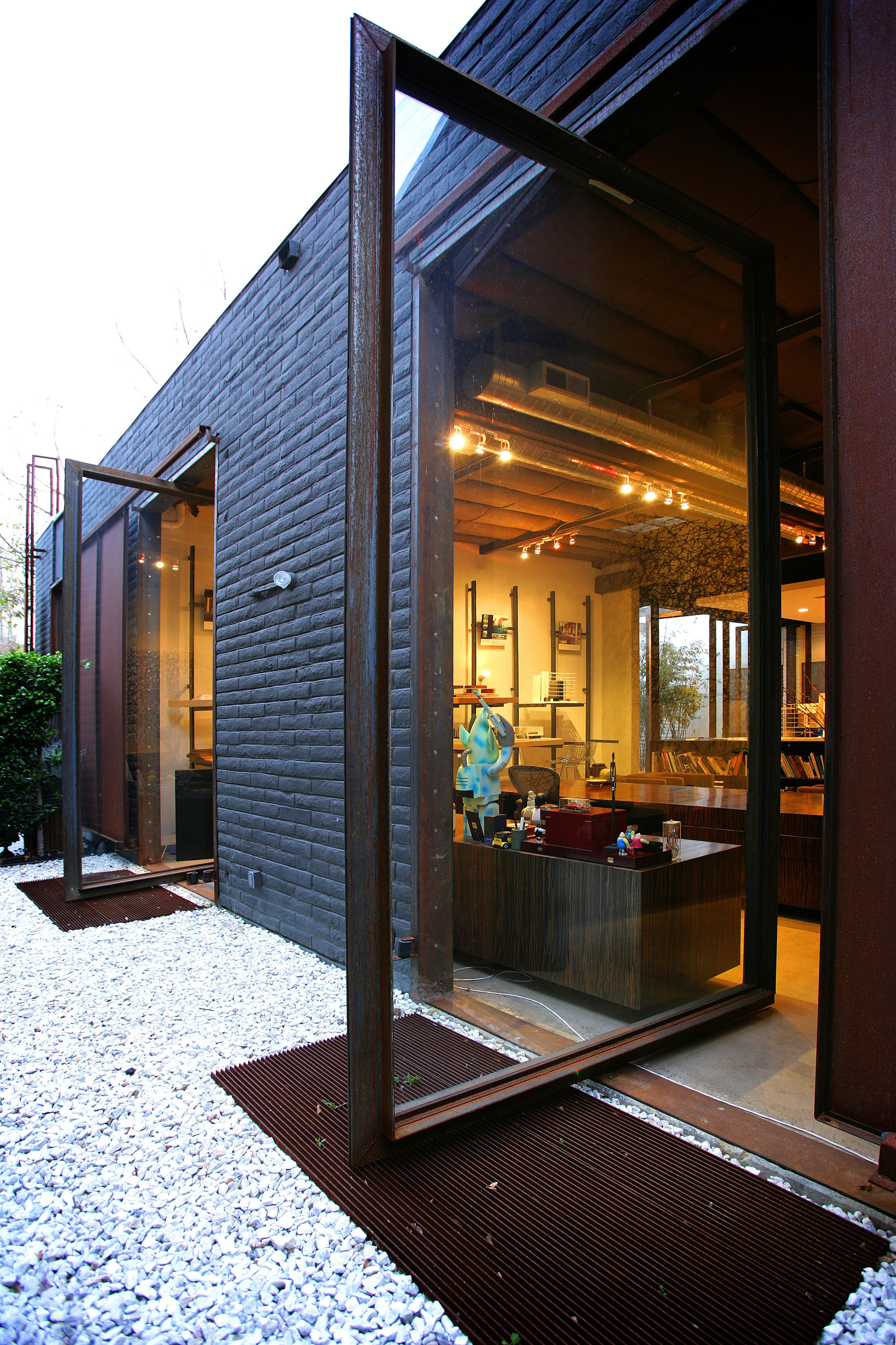 Gallery of The Union / Jonathan Segal Architect  - 17