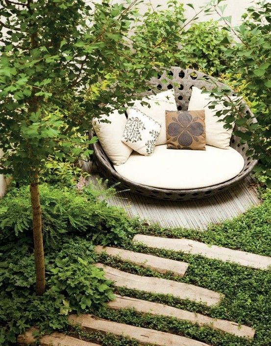 20 Aesthetic and Family-Friendly Backyard Ideas
