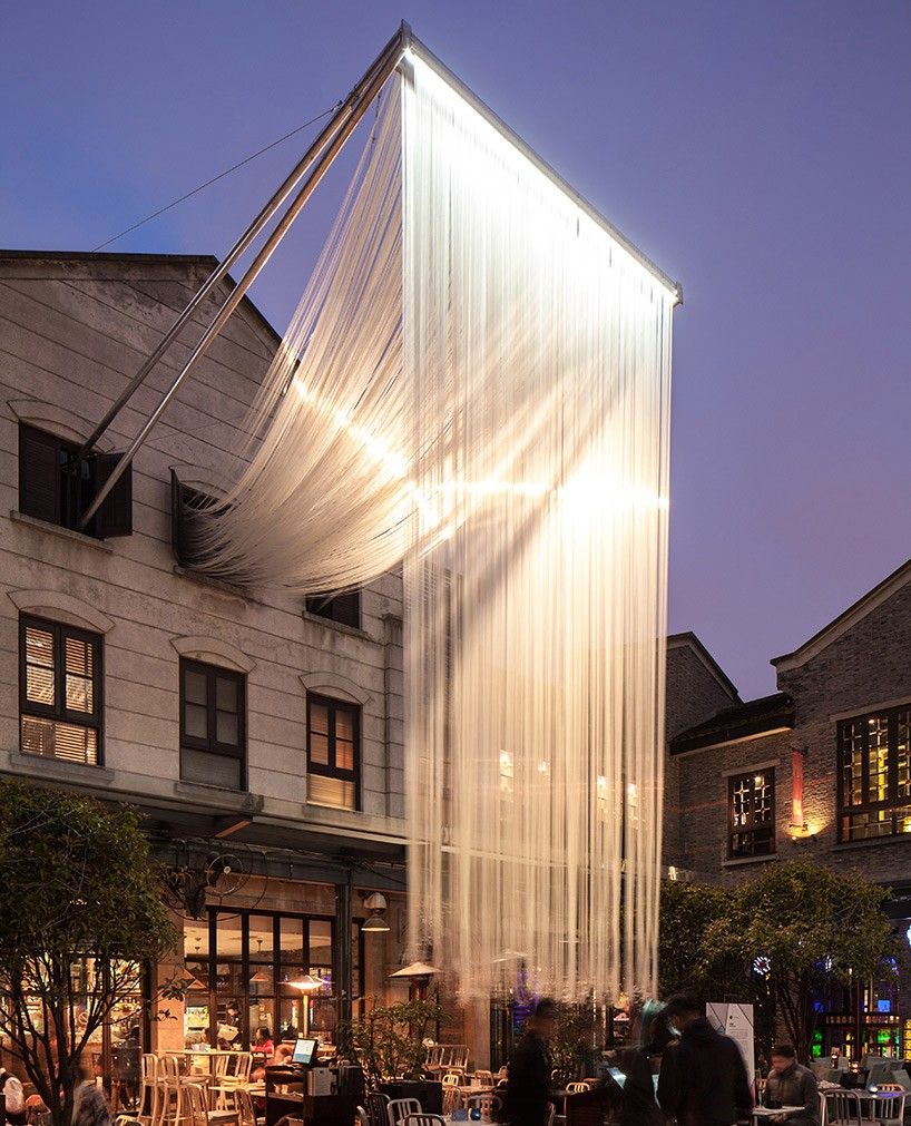 fountain flow by atelier I-N-D-J & CTHM architects for shanghai windows 2015