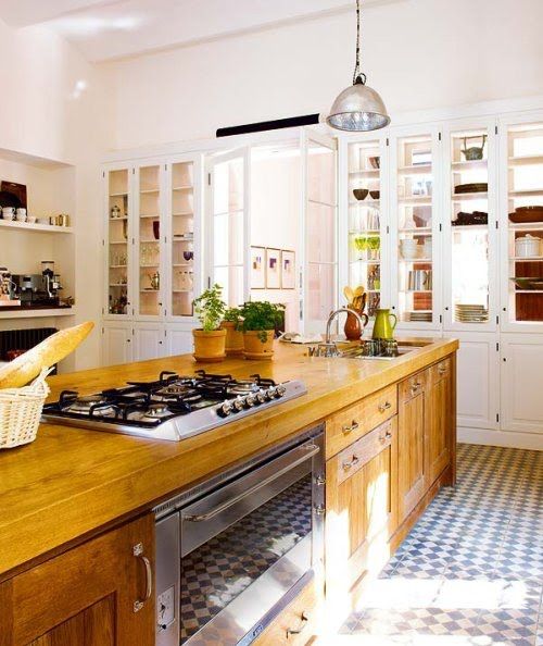 An Unpretentious Kitchen