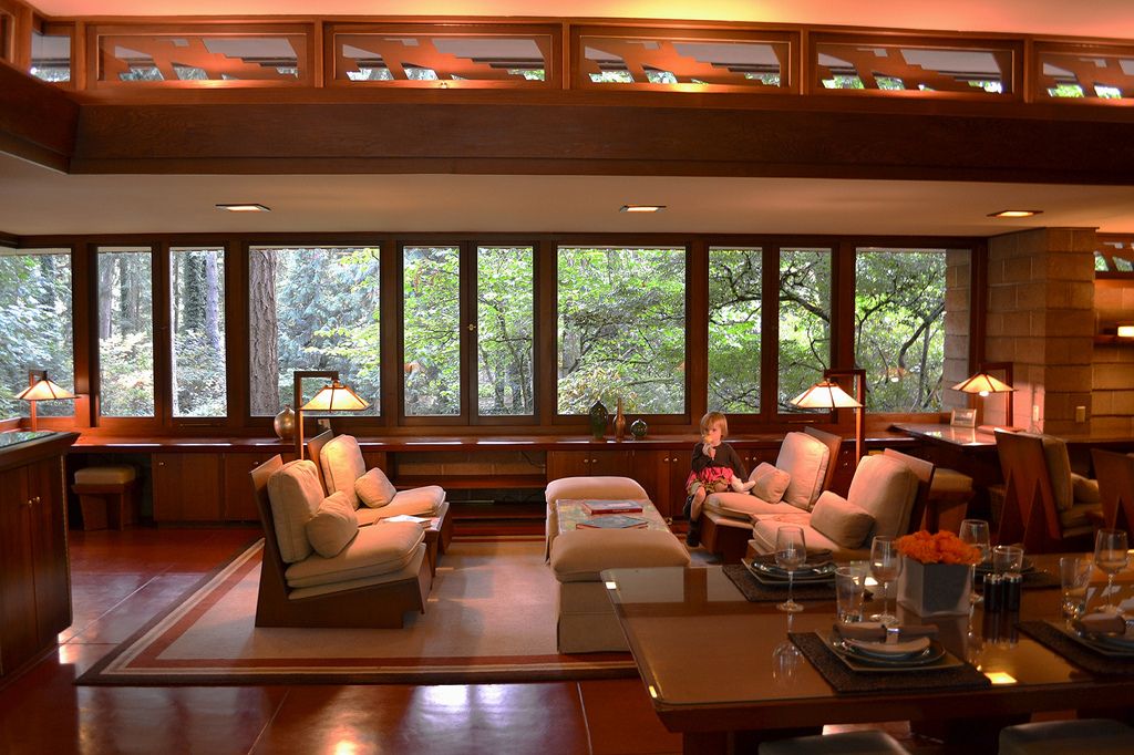 Frank Lloyd Wright's Barnes House