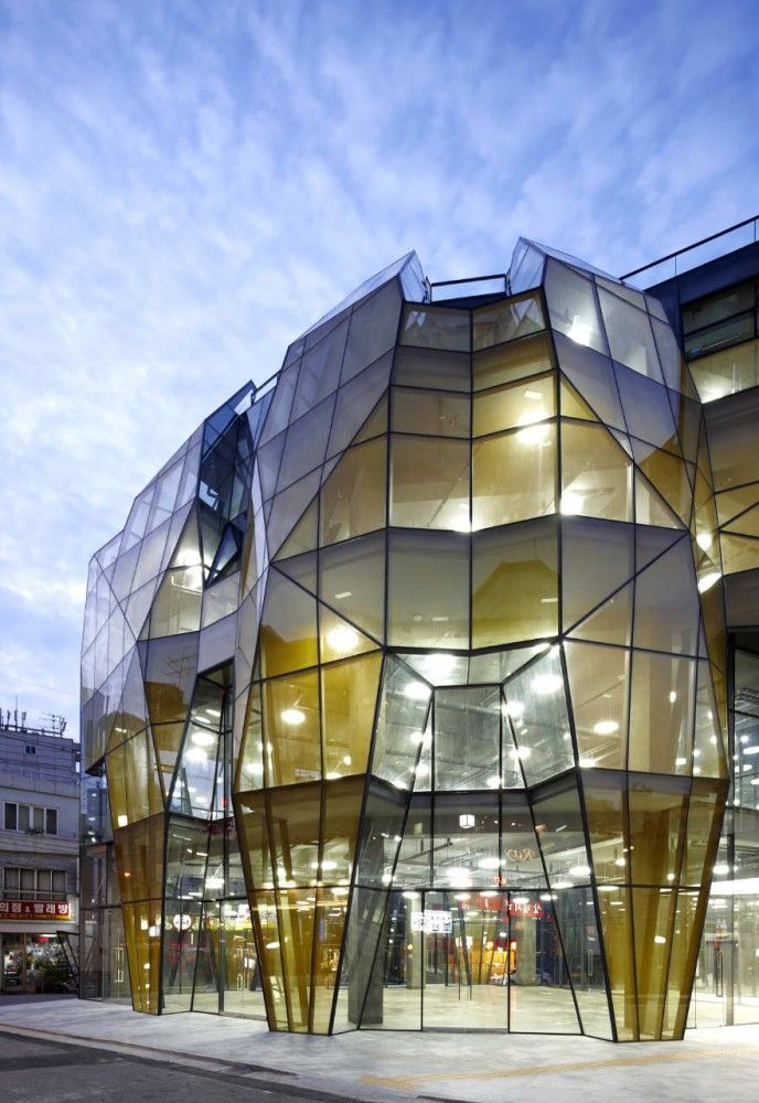 The Yellow Diamond / Jun Mitsui & Associates Architects + UnSangDong Architects