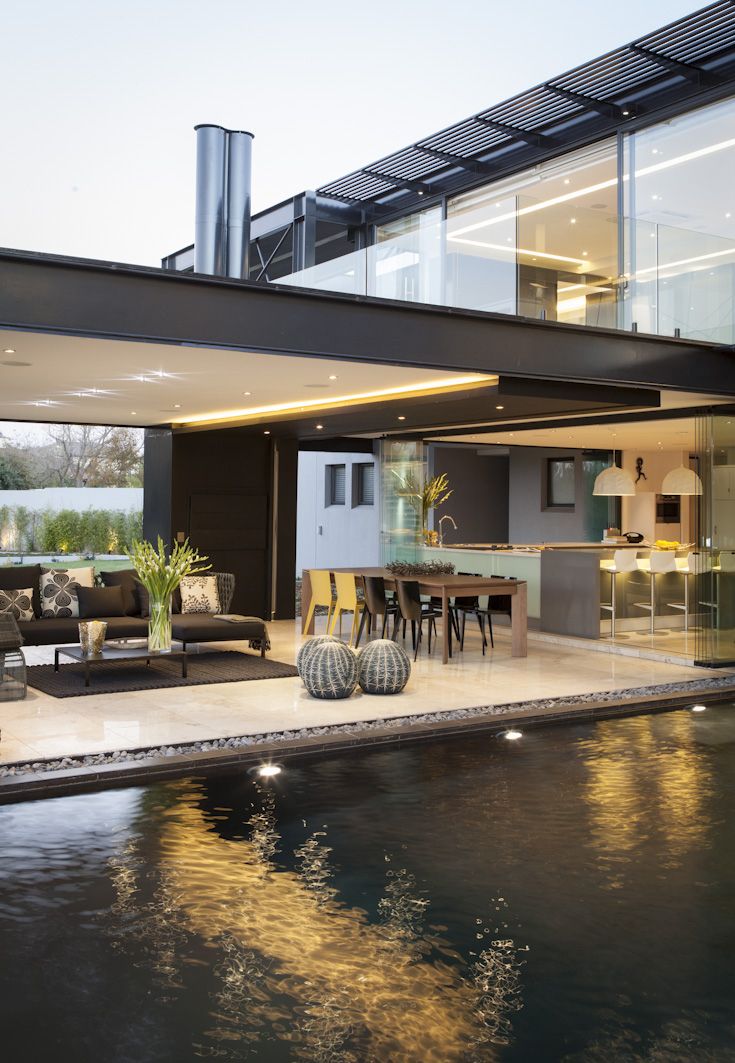 Nico van der Meulen Architects