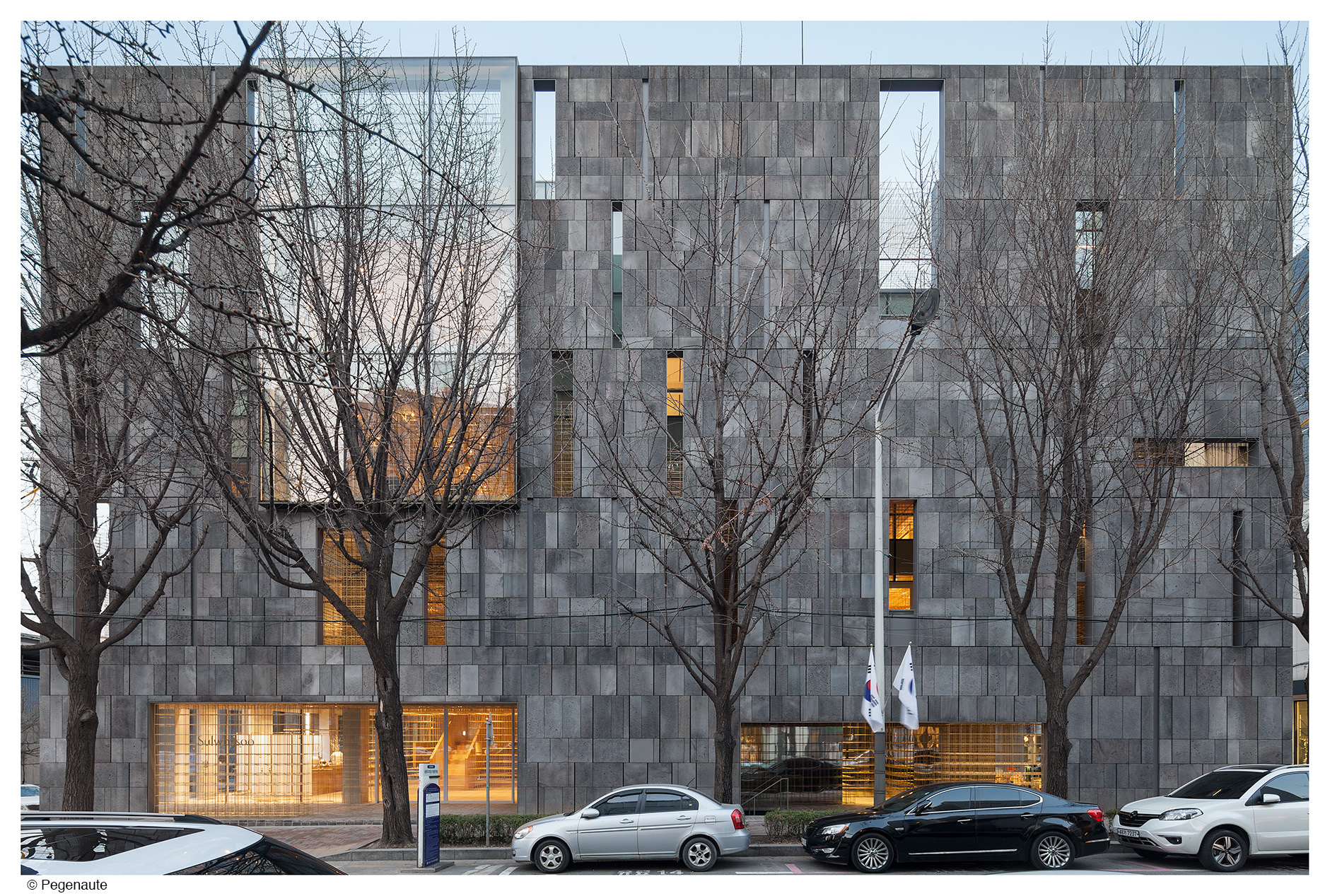 Gallery of AMORE Sulwhasoo Flagship Store / Neri&Hu Design and Research Office  - 24