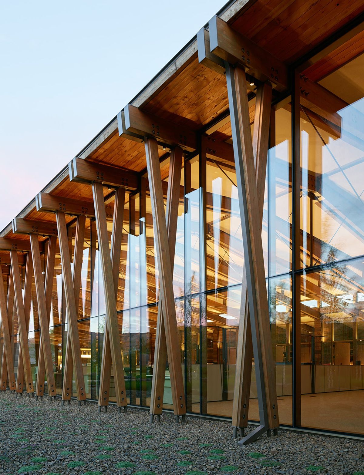 Graham Baba Architects designs Washington Fruit & Produce Company's new “oasis” headquarters