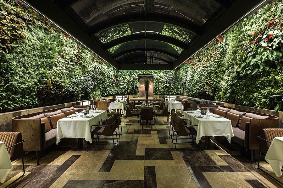 Seven Restaurants with Retractable Roofs
