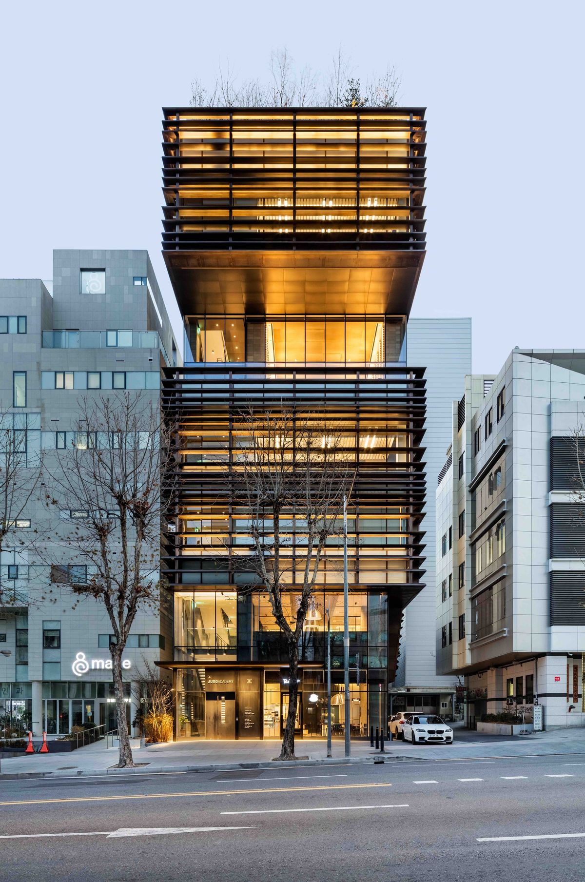 Juno Academy / SKM Architects