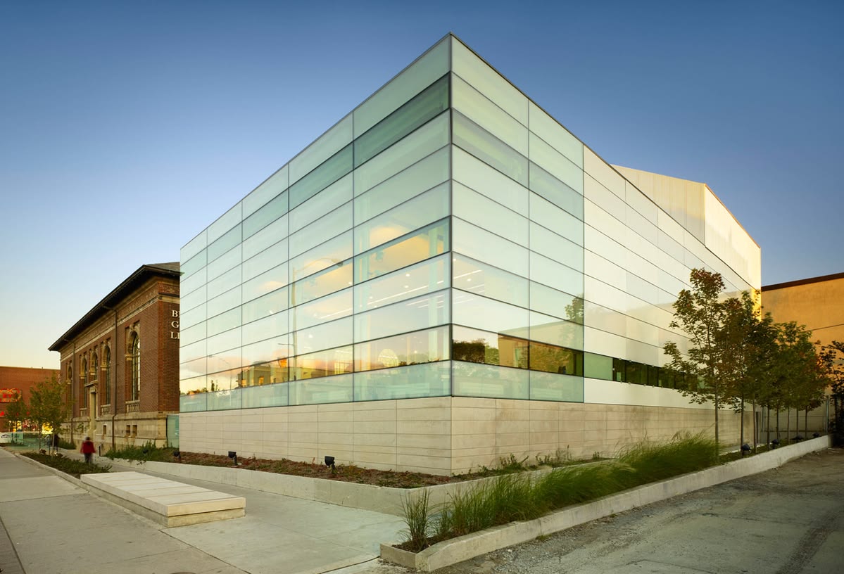 The Bloor/Gladstone Library / RDH Architects
