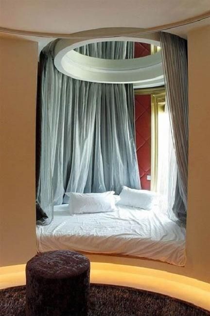 22 Inspiring Small Bedroom Design and Decorating Ideas