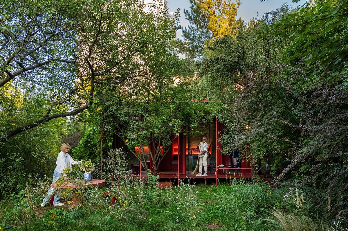 House of Color: A Vibrant Tiny Cottage in a Warsaw Garden