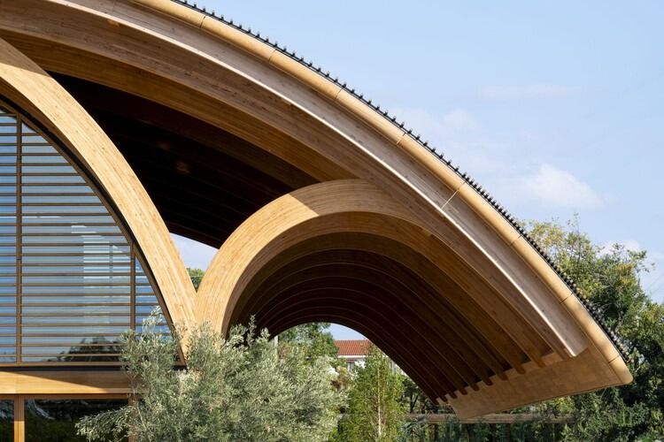 Bodegas Faustino Winery / Foster + Partners